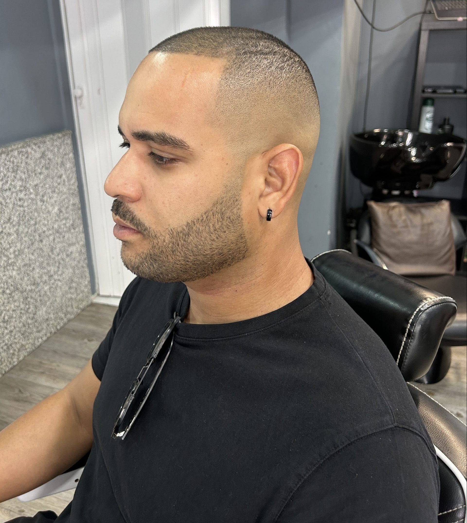 Cliente preparado para corte tu estilo nuestra pasión Sevilla
